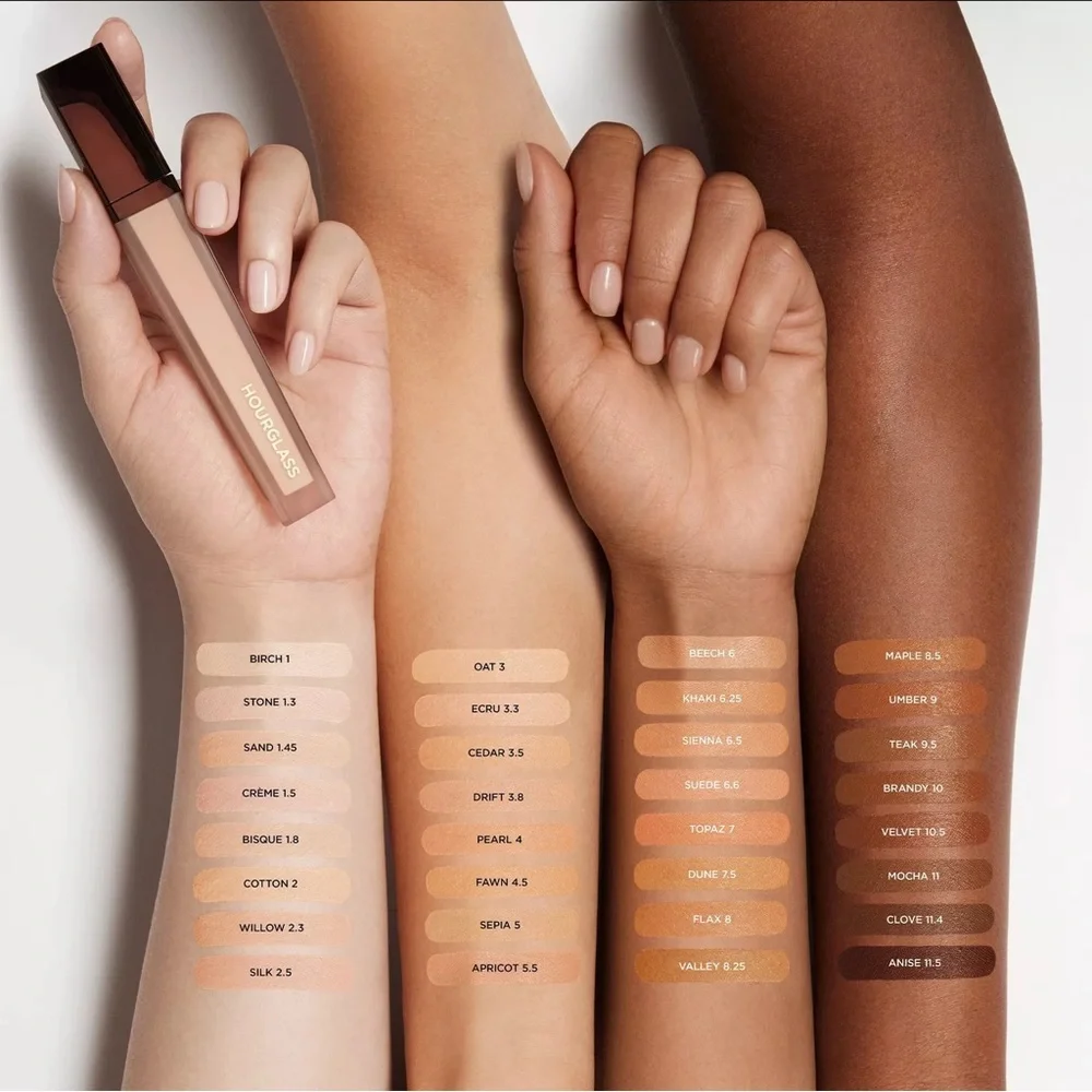 Hourglass ‘3-Oat’ Varnish Airbrush Concealer